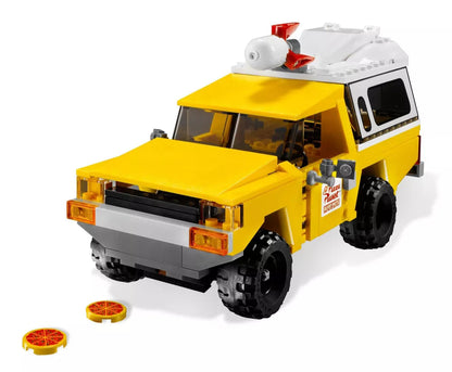 LEGO Toy Story 7598 : La course en camionnette Pizza Planet Play Again