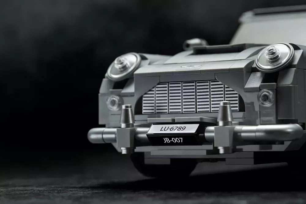 LEGO Creator 10262 : James Bond Aston Martin DB5 Play Again