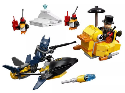 LEGO DC Comics 76010 : Batman : l’affrontement avec le Pingouin Play Again