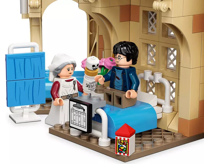 LEGO Harry Potter 76398 : L’infirmerie de Poudlard Play Again