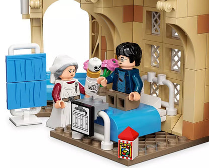 LEGO Harry Potter 76398 : L’infirmerie de Poudlard Play Again