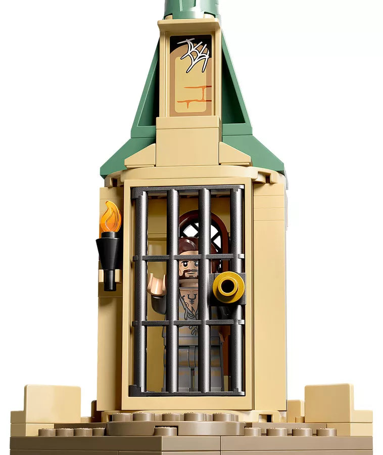 LEGO Harry Potter 76401 : La cour de Poudlard : le sauvetage de Sirius Play Again