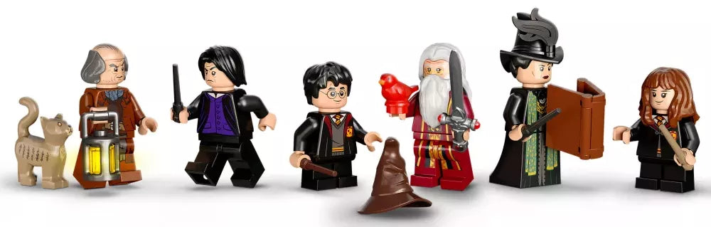 LEGO Harry Potter 76402 : Poudlard : le bureau de Dumbledore Play Again