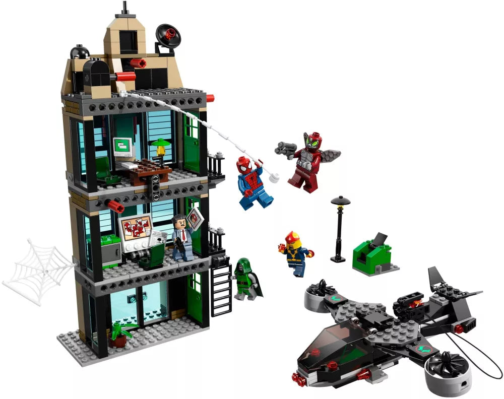 LEGO Marvel 76005 : Spider-Man : L'attaque du Daily Bugle Play Again