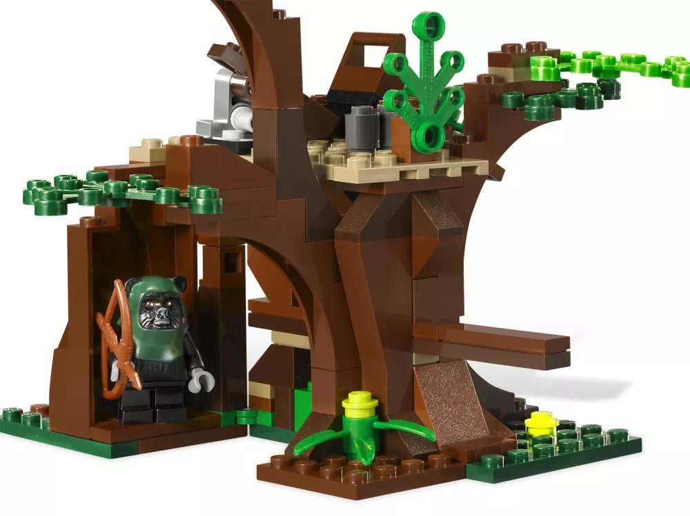 LEGO Star Wars 7956 : L'attaque Ewok Play Again