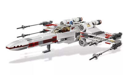 LEGO Star Wars 9493 : X-Wing Starfighter Play Again