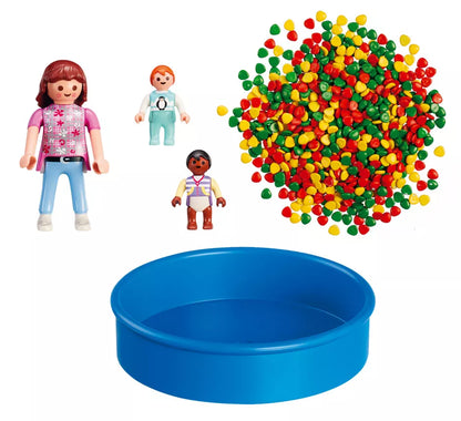 PLAYMOBIL City Life 5572 : Piscine à balles pour bébés
